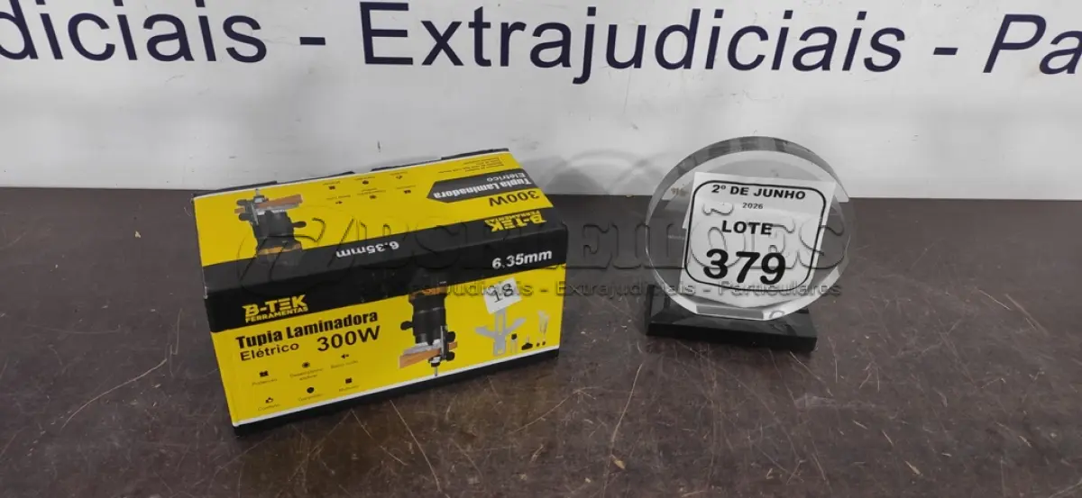 LOTE 379 - 01 TUPIA LAMINADORA 300W 220V MARCA BOMVINK (NOVO). (NO ESTADO) ATENÇÃO! FAZER A VISITAÇÃO ANTES DE ARREMATAR, NÃO SABEMOS SE FUNCIONA, LEILÃO NÃO TEM GARANTIA E NEM DEVOLUÇÃO, SUJEITO A POSSÍVEIS AVARIAS VISÍVEIS/OCULTAS E/OU AUSÊNCIA DE COMPONENTES.