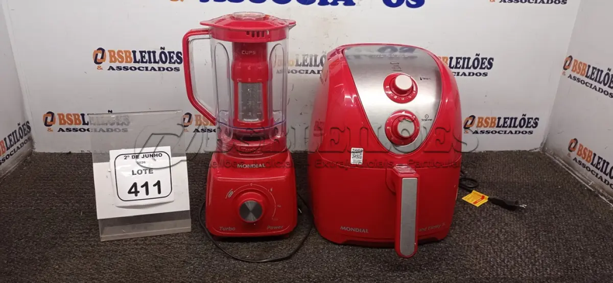 LOTE 411 - 01 AIR FRYER 4L 220V MARCA MONDIAL E01 LIQUIDIFICADOR 220V MARCA MONDIAL. (NO ESTADO) ATENÇÃO! FAZER A VISITAÇÃO ANTES DE ARREMATAR, NÃO SABEMOS SE FUNCIONA, LEILÃO NÃO TEM GARANTIA E NEM DEVOLUÇÃO, SUJEITO A POSSÍVEIS AVARIAS VISÍVEIS/OCULTAS E/OU AUSÊNCIA DE COMPONENTES.