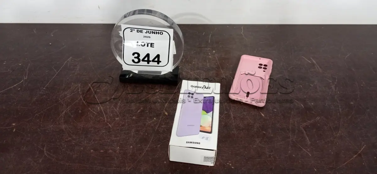LOTE 344 - 01 SMARTPHONE SAMSUNG GALAXY A22 VIOLETA 128GB. (NO ESTADO) ATENÇÃO! FAZER A VISITAÇÃO ANTES DE ARREMATAR, NÃO SABEMOS SE FUNCIONA, LEILÃO NÃO TEM GARANTIA E NEM DEVOLUÇÃO, SUJEITO A POSSÍVEIS AVARIAS VISÍVEIS/OCULTAS E/OU AUSÊNCIA DE COMPONENTES.