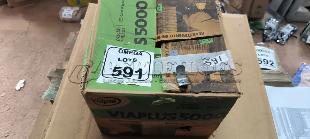 LOTE 591 - 300 PENDURAL RETO REBITE. (NO ESTADO EM QUE SE ENCONTRA. SUJEITO A AVARIAS OCULTAS/VISÍVEIS.)