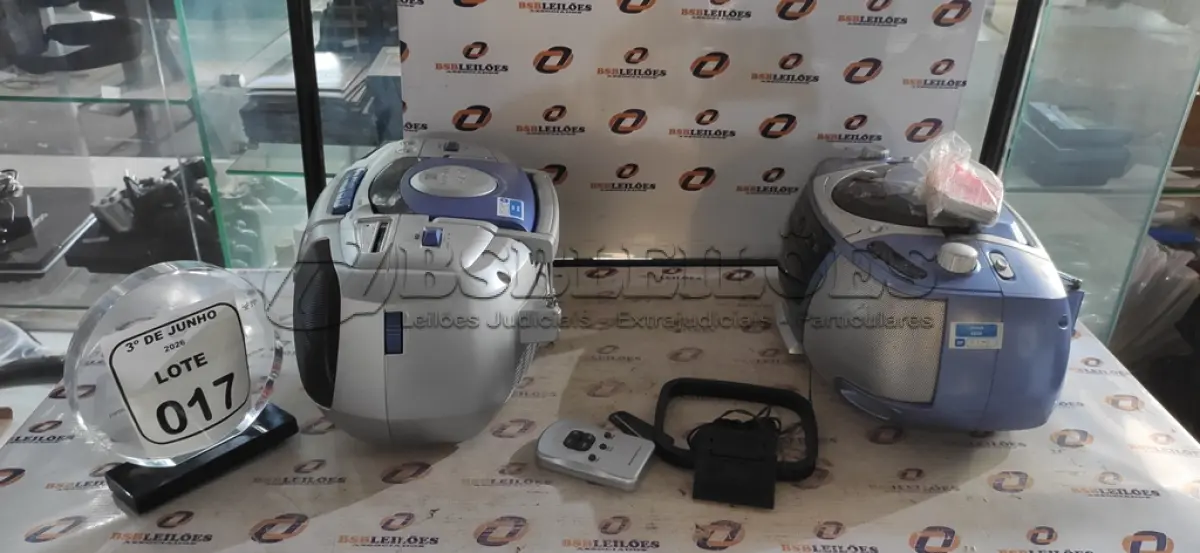 LOTE 017 - 02 MICRO SYSTENS PORTÁTEIS MARCA POWERPACK. (NO ESTADO) ATENÇÃO! FAZER A VISITAÇÃO ANTES DE ARREMATAR, NÃO SABEMOS SE FUNCIONA, LEILÃO NÃO TEM GARANTIA E NEM DEVOLUÇÃO, SUJEITO A POSSÍVEIS AVARIAS VISÍVEIS/OCULTAS E/OU AUSÊNCIA DE COMPONENTES.