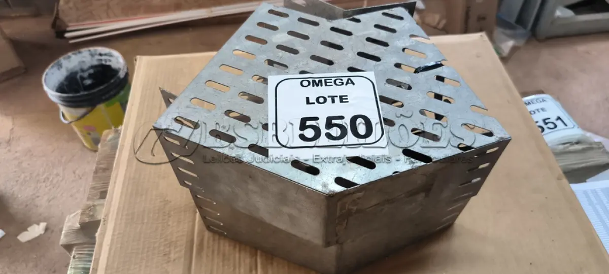 LOTE 550 - 03 CURVASS 45º PERFURADAS PARA ELETROCALHA. (NO ESTADO EM QUE SE ENCONTRA. SUJEITO A AVARIAS OCULTAS/VISÍVEIS.)