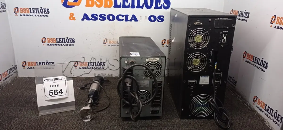 LOTE 564 - 01 NOBREAK DE 3KVA MARCA SENUS, 01 NOBREAK DE 3,200VA MARCA E 01 MIXER 3 EM 1 MARCA OSTER. (NO ESTADO) ATENÇÃO! FAZER A VISITAÇÃO ANTES DE ARREMATAR, NÃO SABEMOS SE FUNCIONA, LEILÃO NÃO TEM GARANTIA E NEM DEVOLUÇÃO, SUJEITO A POSSÍVEIS AVARIAS VISÍVEIS/OCULTAS E/OU AUSÊNCIA DE COMPONENTES.