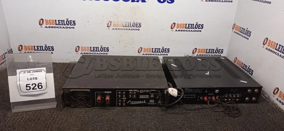 LOTE 526 - 01 MIXER DE SOM MODELO AKL 250 MARCA APPOTEK E 01 AMPLIFICADOR DE ÁUDIO MODELO AL 2150 MARCA CSR. (NO ESTADO) ATENÇÃO! FAZER A VISITAÇÃO ANTES DE ARREMATAR, NÃO SABEMOS SE FUNCIONA, LEILÃO NÃO TEM GARANTIA E NEM DEVOLUÇÃO, SUJEITO A POSSÍVEIS AVARIAS VISÍVEIS/OCULTAS E/OU AUSÊNCIA DE COMPONENTES.