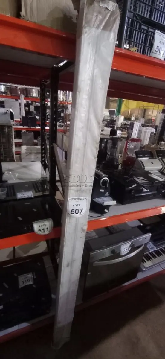 LOTE 507 - 01 PORTA SANFONADA PVC DE 0,86X2,10 NA COR BRANCA MARCA PLASTILIT. (NO ESTADO) ATENÇÃO! FAZER A VISITAÇÃO ANTES DE ARREMATAR, NÃO SABEMOS SE FUNCIONA, LEILÃO NÃO TEM GARANTIA E NEM DEVOLUÇÃO, SUJEITO A POSSÍVEIS AVARIAS VISÍVEIS/OCULTAS E/OU AUSÊNCIA DE COMPONENTES.