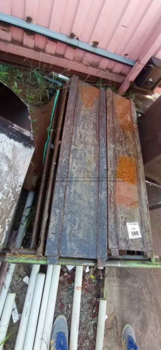 LOTE 586 - 10 PEÇAS DE ANDAIME DE 1X1,5M COM 04 PLATAFORMAS. (NO ESTADO) ATENÇÃO! FAZER A VISITAÇÃO ANTES DE ARREMATAR, NÃO SABEMOS SE FUNCIONA, LEILÃO NÃO TEM GARANTIA E NEM DEVOLUÇÃO, SUJEITO A POSSÍVEIS AVARIAS VISÍVEIS/OCULTAS E/OU AUSÊNCIA DE COMPONENTES.