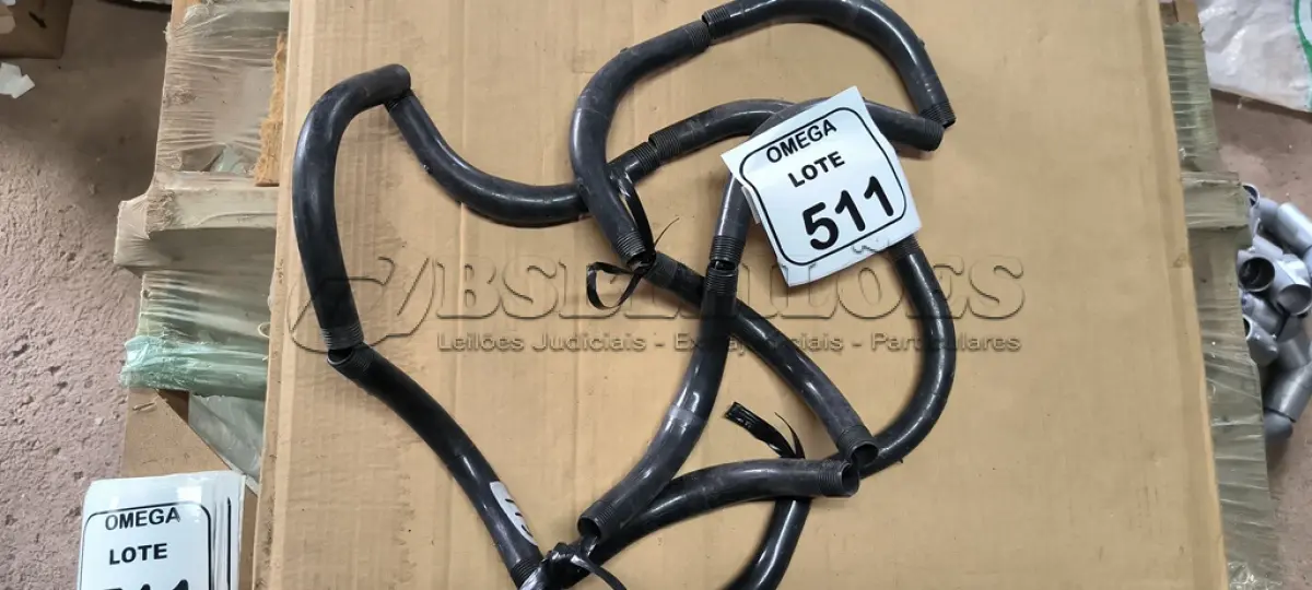 LOTE 511 - 12 CURVAS LONGAS 1/2" PARA ELETRODUTO EM PVC. (NO ESTADO EM QUE SE ENCONTRA. SUJEITO A AVARIAS OCULTAS/VISÍVEIS.)