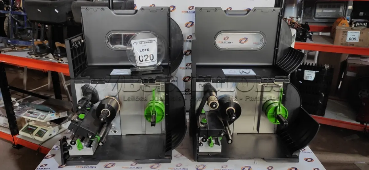 LOTE 020 - 02 IMPRESSORAS DE ETIQUETAS 220V MARCA TSC. (NO ESTADO) ATENÇÃO! FAZER A VISITAÇÃO ANTES DE ARREMATAR, NÃO SABEMOS SE FUNCIONA, LEILÃO NÃO TEM GARANTIA E NEM DEVOLUÇÃO, SUJEITO A POSSÍVEIS AVARIAS VISÍVEIS/OCULTAS E/OU AUSÊNCIA DE COMPONENTES.