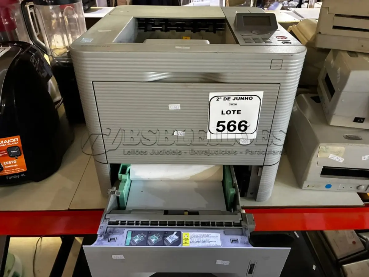 LOTE 566 - 01 IMPRESSORA MODELO ML-4510 ND MARCA SAMSUNG. (NO ESTADO) ATENÇÃO! FAZER A VISITAÇÃO ANTES DE ARREMATAR, NÃO SABEMOS SE FUNCIONA, LEILÃO NÃO TEM GARANTIA E NEM DEVOLUÇÃO, SUJEITO A POSSÍVEIS AVARIAS VISÍVEIS/OCULTAS E/OU AUSÊNCIA DE COMPONENTES.