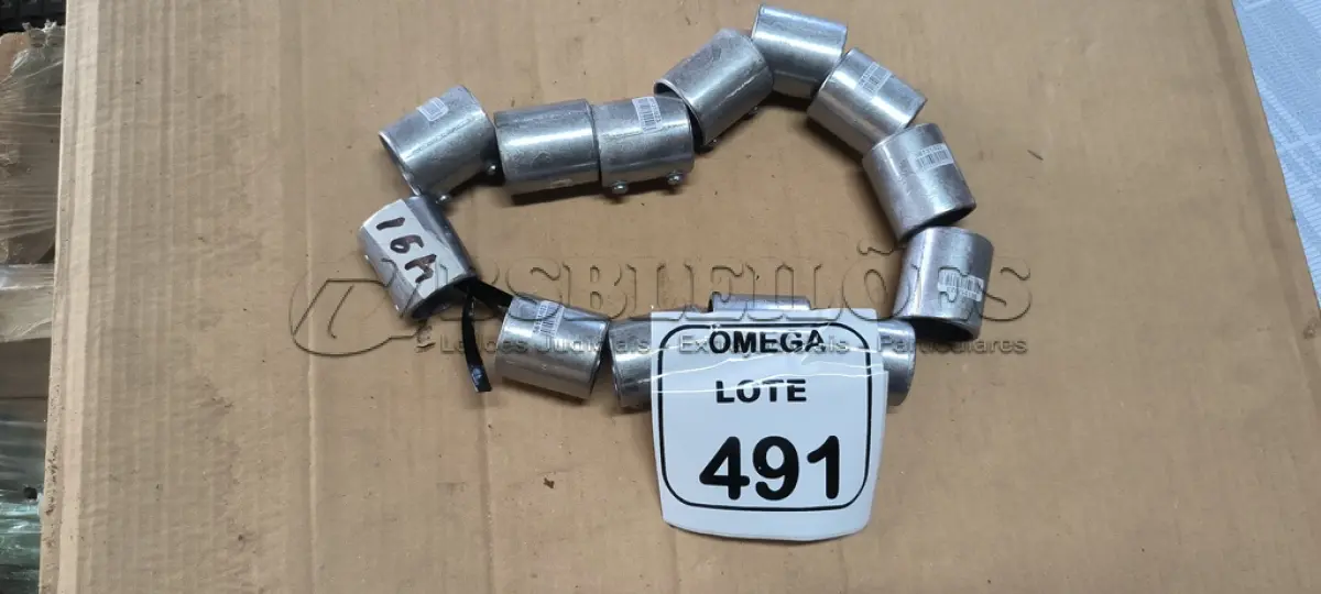 LOTE 491 - 13 EMENDAS  PARA ELETRODUTO 1". (NO ESTADO EM QUE SE ENCONTRA. SUJEITO A AVARIAS OCULTAS/VISÍVEIS.)