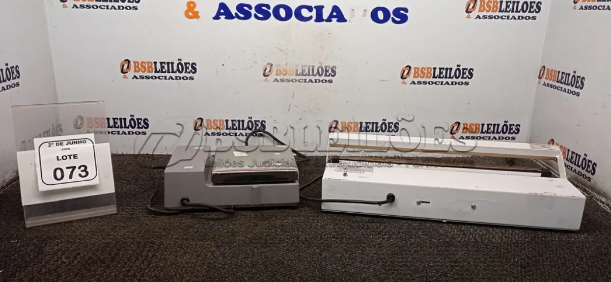 LOTE 073 - 01 SELADORA E 01 AGITADOR MAGNÉTICO COM AQUECIMENTO MARCA NALGON. (NO ESTADO) ATENÇÃO! FAZER A VISITAÇÃO ANTES DE ARREMATAR, NÃO SABEMOS SE FUNCIONA, LEILÃO NÃO TEM GARANTIA E NEM DEVOLUÇÃO, SUJEITO A POSSÍVEIS AVARIAS VISÍVEIS/OCULTAS E/OU AUSÊNCIA DE COMPONENTES.