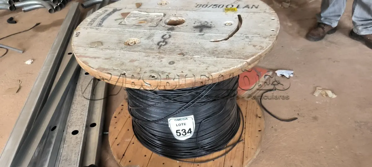 LOTE 534 - 256 CABOS DE FIBRA FURUKAWA. (NO ESTADO EM QUE SE ENCONTRA. SUJEITO A AVARIAS OCULTAS/VISÍVEIS.)