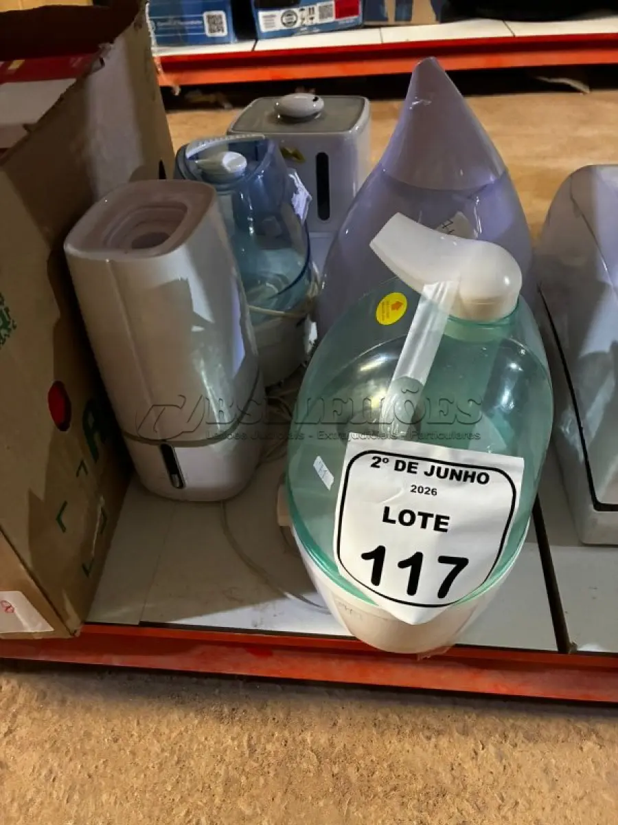 LOTE 117 - 05 UMIDIFICADORES DE MARCAS E MODELOS DIVERSOS. (NO ESTADO) ATENÇÃO! FAZER A VISITAÇÃO ANTES DE ARREMATAR, NÃO SABEMOS SE FUNCIONA, LEILÃO NÃO TEM GARANTIA E NEM DEVOLUÇÃO, SUJEITO A POSSÍVEIS AVARIAS VISÍVEIS/OCULTAS E/OU AUSÊNCIA DE COMPONENTES.