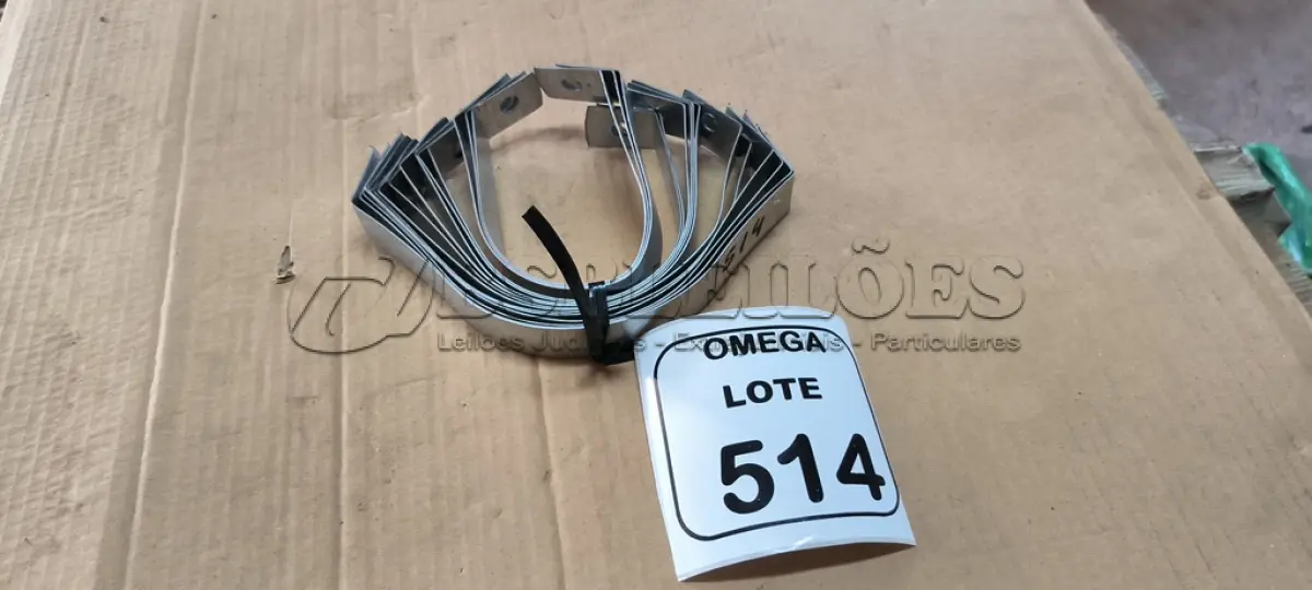 LOTE 514 - 12 ABRAÇADEIRAS TIPO GOTA 2 1/2". (NO ESTADO EM QUE SE ENCONTRA. SUJEITO A AVARIAS OCULTAS/VISÍVEIS.)