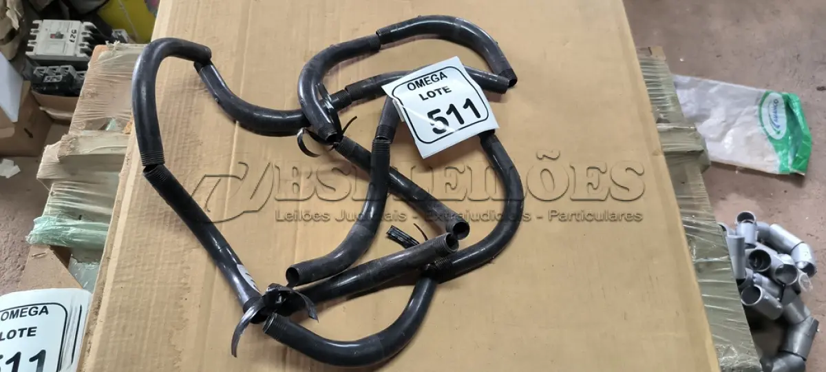 LOTE 511 - 12 CURVAS LONGAS 1/2" PARA ELETRODUTO EM PVC. (NO ESTADO EM QUE SE ENCONTRA. SUJEITO A AVARIAS OCULTAS/VISÍVEIS.)