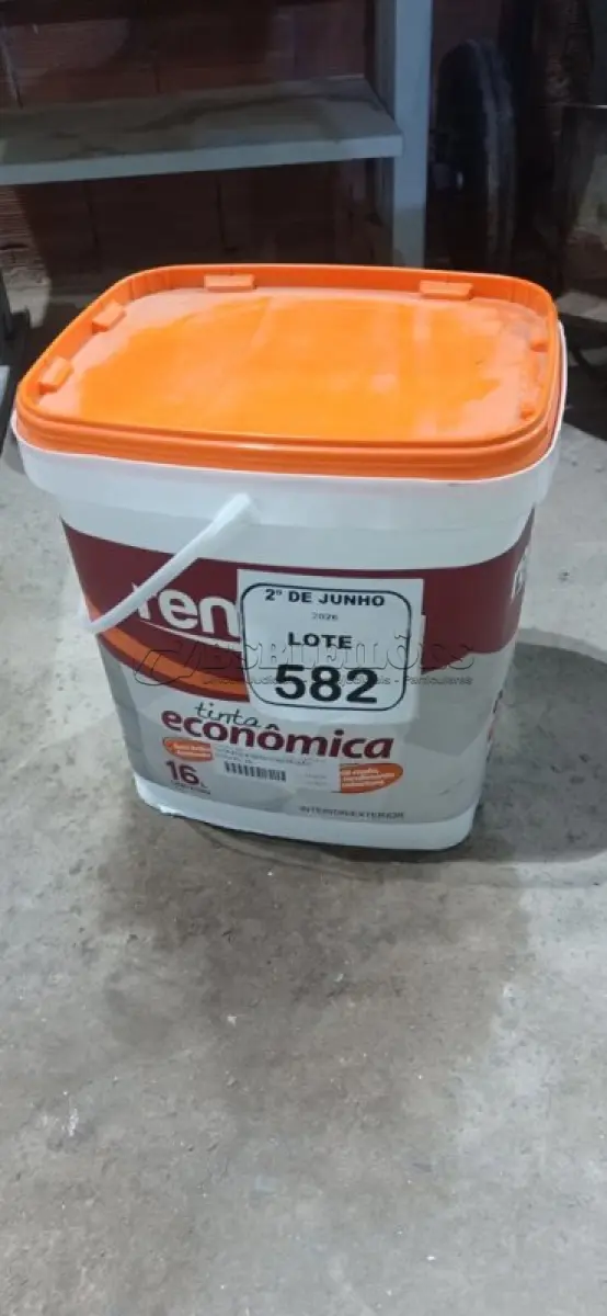 LOTE 582 - 01 BALDE DE TINTA ECONÔMICA SEMIBRILHO PARA INTERIORES E EXTERIORES DE 16L NA COR BRANCO NEVE MARCA RENOCRIL. (NO ESTADO) ATENÇÃO! FAZER A VISITAÇÃO ANTES DE ARREMATAR, NÃO SABEMOS SE FUNCIONA, LEILÃO NÃO TEM GARANTIA E NEM DEVOLUÇÃO, SUJEITO A POSSÍVEIS AVARIAS VISÍVEIS/OCULTAS E/OU AUSÊNCIA DE COMPONENTES.