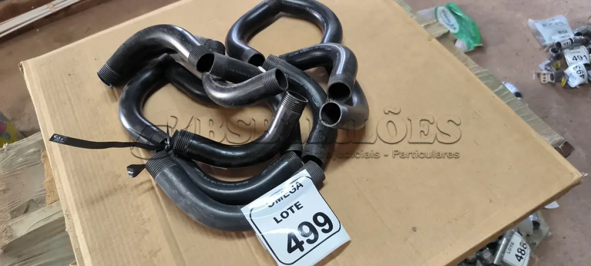LOTE 499 - 14 CURVAS LONGAS 1" PARA ELETRODUTO EM PVC. (NO ESTADO EM QUE SE ENCONTRA. SUJEITO A AVARIAS OCULTAS/VISÍVEIS.)