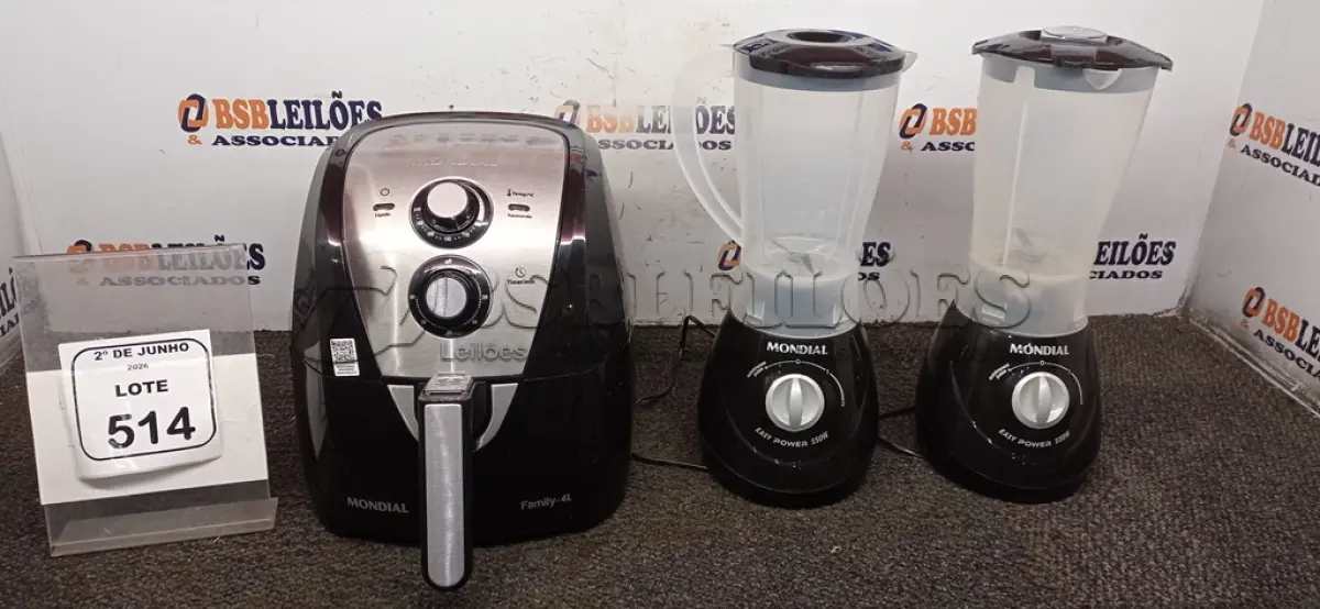 LOTE 514 - 01 AIR FRYER 4L 220V MARCA MONDIAL E 02 LIQUIDIFICADORES 220V MARCA MONDIAL. (NO ESTADO) ATENÇÃO! FAZER A VISITAÇÃO ANTES DE ARREMATAR, NÃO SABEMOS SE FUNCIONA, LEILÃO NÃO TEM GARANTIA E NEM DEVOLUÇÃO, SUJEITO A POSSÍVEIS AVARIAS VISÍVEIS/OCULTAS E/OU AUSÊNCIA DE COMPONENTES.
