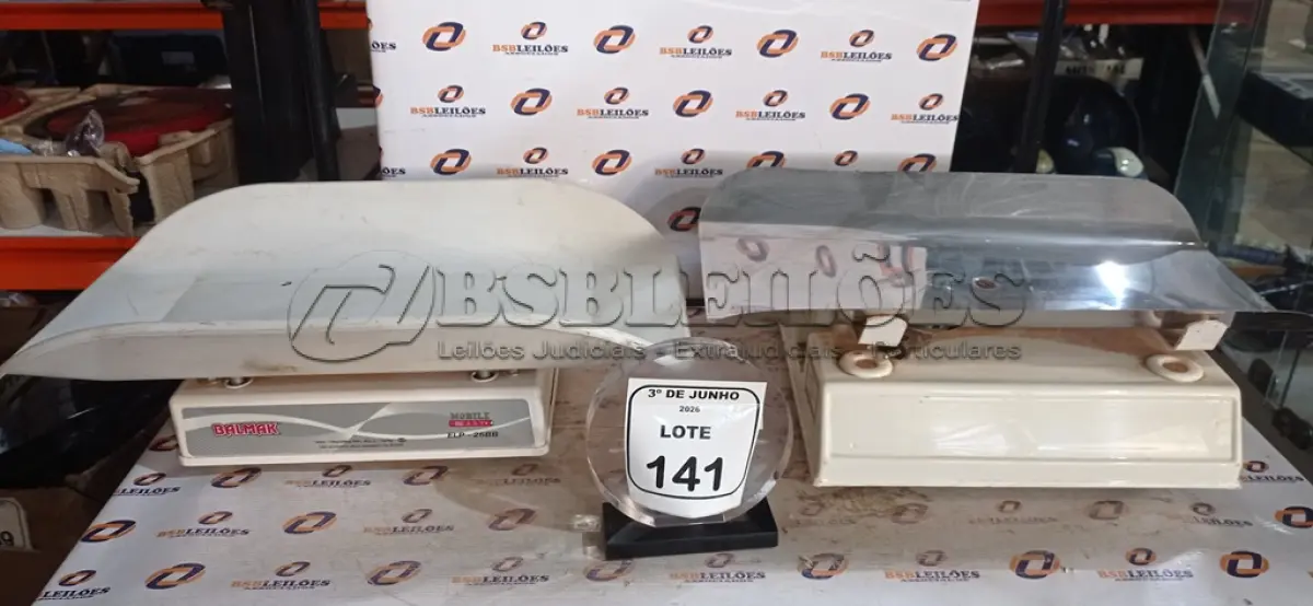 LOTE 141 - 02 BALANÇAS PEDIÁTRICAS MODELO DIVERSOS. (NO ESTADO) ATENÇÃO! FAZER A VISITAÇÃO ANTES DE ARREMATAR, NÃO SABEMOS SE FUNCIONA, LEILÃO NÃO TEM GARANTIA E NEM DEVOLUÇÃO, SUJEITO A POSSÍVEIS AVARIAS VISÍVEIS/OCULTAS E/OU AUSÊNCIA DE COMPONENTES.