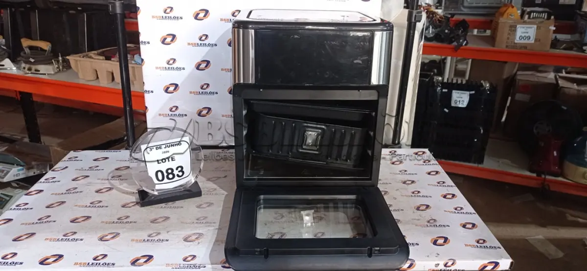 LOTE 083 - 01 AIR FRYER/FORNO 12L 220V MARCA MONDIAL. (NO ESTADO) ATENÇÃO! FAZER A VISITAÇÃO ANTES DE ARREMATAR, NÃO SABEMOS SE FUNCIONA, LEILÃO NÃO TEM GARANTIA E NEM DEVOLUÇÃO, SUJEITO A POSSÍVEIS AVARIAS VISÍVEIS/OCULTAS E/OU AUSÊNCIA DE COMPONENTES.