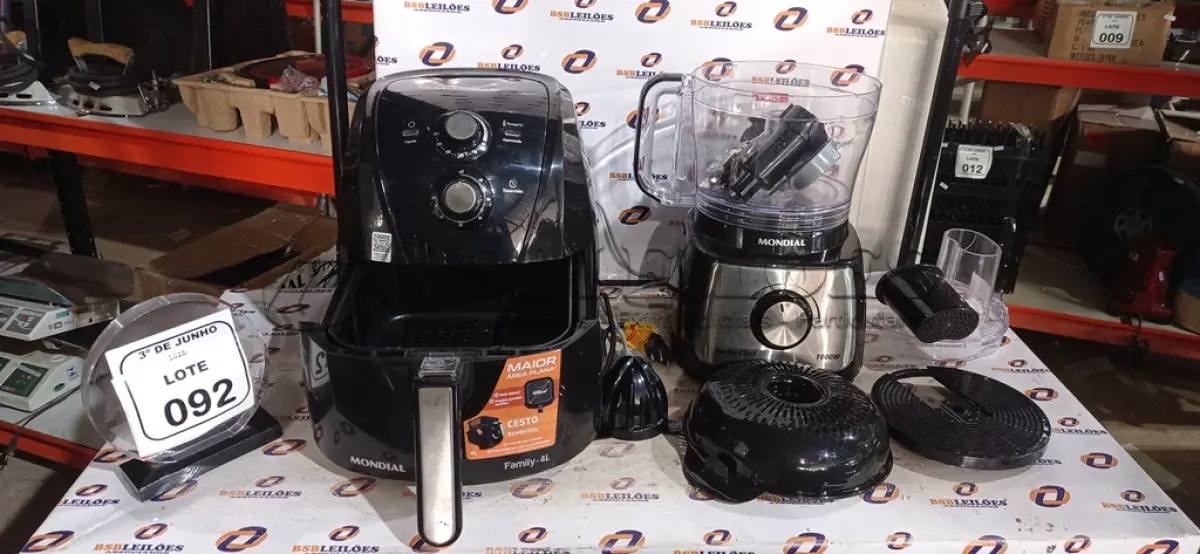 LOTE 092 - 01 MULTIPROCESSADOR 1000W 220V MARCA MONDIAL E 01 AIR FRYER 4L 220V MARCA MONDIAL. (NO ESTADO) ATENÇÃO! FAZER A VISITAÇÃO ANTES DE ARREMATAR, NÃO SABEMOS SE FUNCIONA, LEILÃO NÃO TEM GARANTIA E NEM DEVOLUÇÃO, SUJEITO A POSSÍVEIS AVARIAS VISÍVEIS/OCULTAS E/OU AUSÊNCIA DE COMPONENTES.