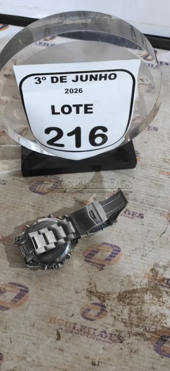 LOTE 216 - 01 RELÓGIO DE PULSO EM AÇO INOX RESISTENTE A ÁGUA MARCA TECHINO. (NO ESTADO) ATENÇÃO! FAZER A VISITAÇÃO ANTES DE ARREMATAR, NÃO SABEMOS SE FUNCIONA, LEILÃO NÃO TEM GARANTIA E NEM DEVOLUÇÃO, SUJEITO A POSSÍVEIS AVARIAS VISÍVEIS/OCULTAS E/OU AUSÊNCIA DE COMPONENTES.