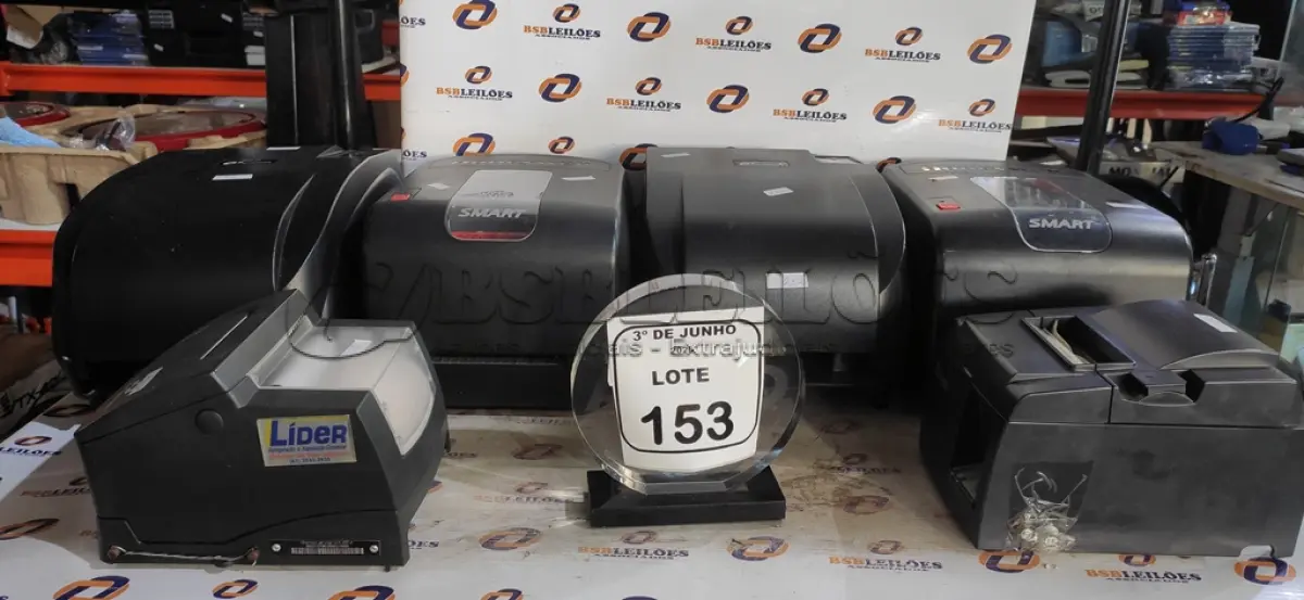 LOTE 153 - 04 IMPRESSORAS DE ETIQUETAS E 02 IMPRESSORAS DE CUPOM MARCAS E MODELOS DIVERSOS PARA RETIRADA DE PEÇAS. (NO ESTADO) ATENÇÃO! FAZER A VISITAÇÃO ANTES DE ARREMATAR, NÃO SABEMOS SE FUNCIONA, LEILÃO NÃO TEM GARANTIA E NEM DEVOLUÇÃO, SUJEITO A POSSÍVEIS AVARIAS VISÍVEIS/OCULTAS E/OU AUSÊNCIA DE COMPONENTES.