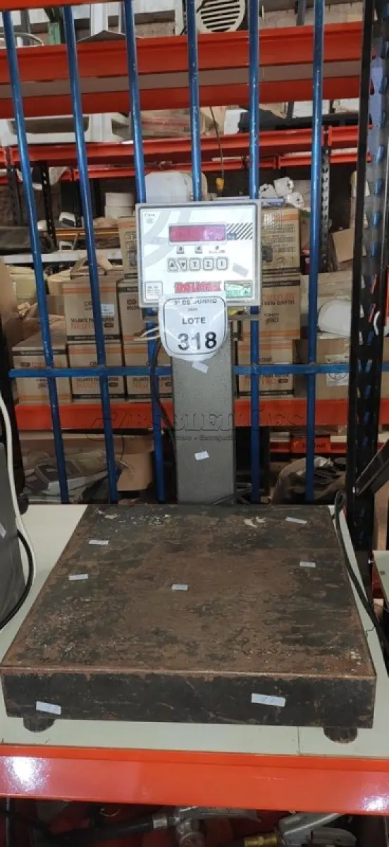 LOTE 318 - 01 BALANÇA MÁXIMO 50KG MARCA BALMAX. (NO ESTADO) ATENÇÃO! FAZER A VISITAÇÃO ANTES DE ARREMATAR, NÃO SABEMOS SE FUNCIONA, LEILÃO NÃO TEM GARANTIA E NEM DEVOLUÇÃO, SUJEITO A POSSÍVEIS AVARIAS VISÍVEIS/OCULTAS E/OU AUSÊNCIA DE COMPONENTES.