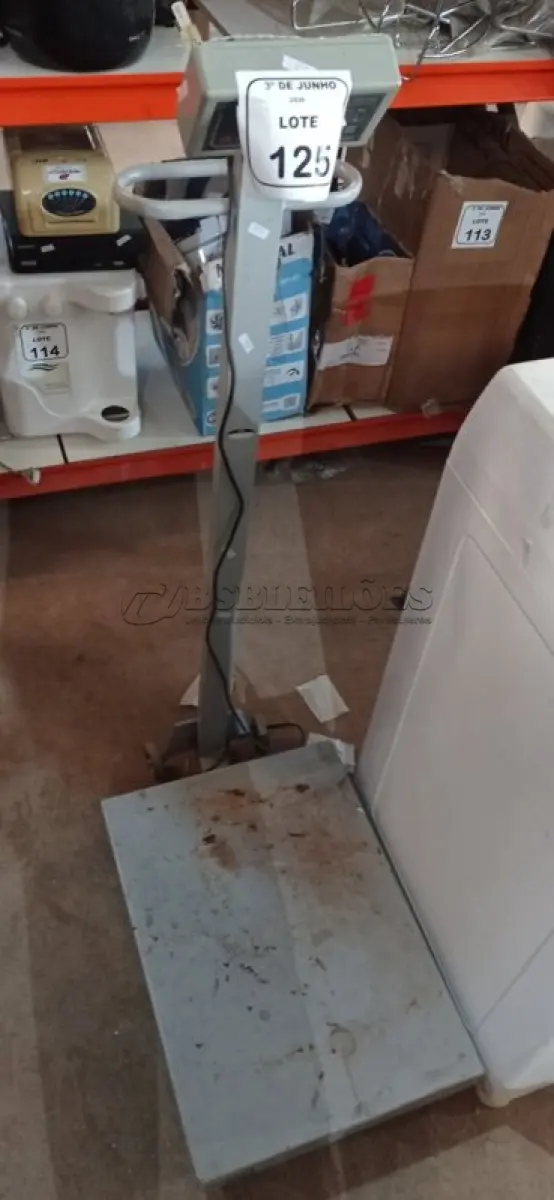 LOTE 125 - 01 BALANÇA MODELO LD1050 MARCA LIDER. (NO ESTADO) ATENÇÃO! FAZER A VISITAÇÃO ANTES DE ARREMATAR, NÃO SABEMOS SE FUNCIONA, LEILÃO NÃO TEM GARANTIA E NEM DEVOLUÇÃO, SUJEITO A POSSÍVEIS AVARIAS VISÍVEIS/OCULTAS E/OU AUSÊNCIA DE COMPONENTES.