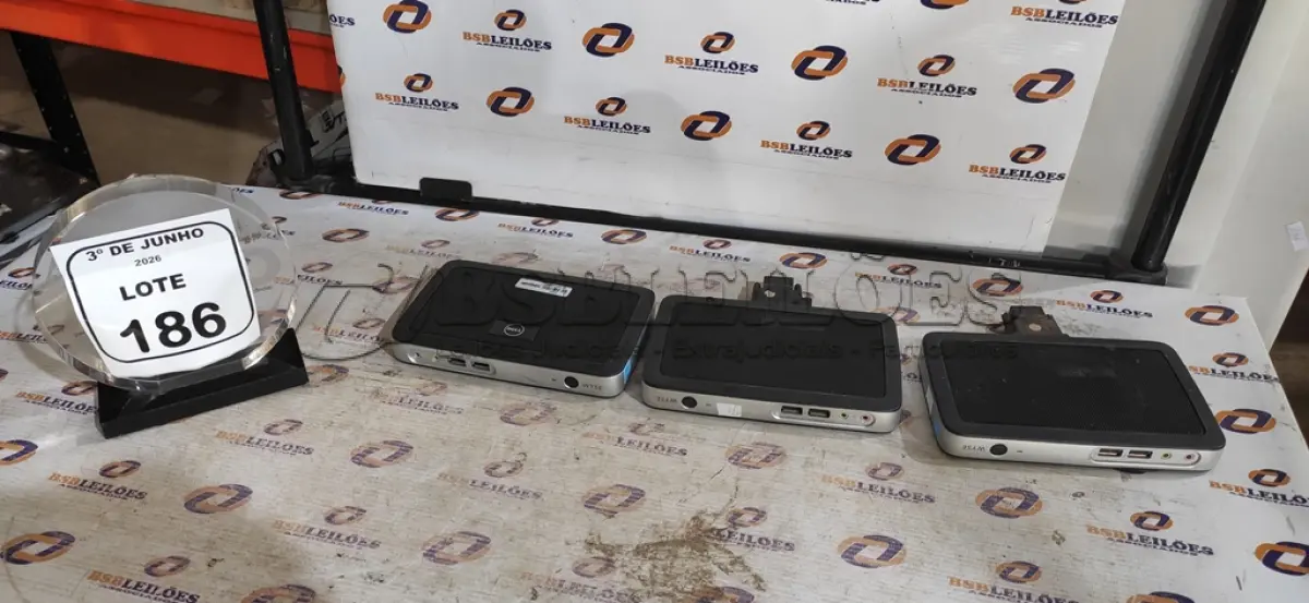 LOTE 186 - 03 MINIS PC MODELO WYSE MARCA DELL. (NO ESTADO) ATENÇÃO! FAZER A VISITAÇÃO ANTES DE ARREMATAR, NÃO SABEMOS SE FUNCIONA, LEILÃO NÃO TEM GARANTIA E NEM DEVOLUÇÃO, SUJEITO A POSSÍVEIS AVARIAS VISÍVEIS/OCULTAS E/OU AUSÊNCIA DE COMPONENTES.