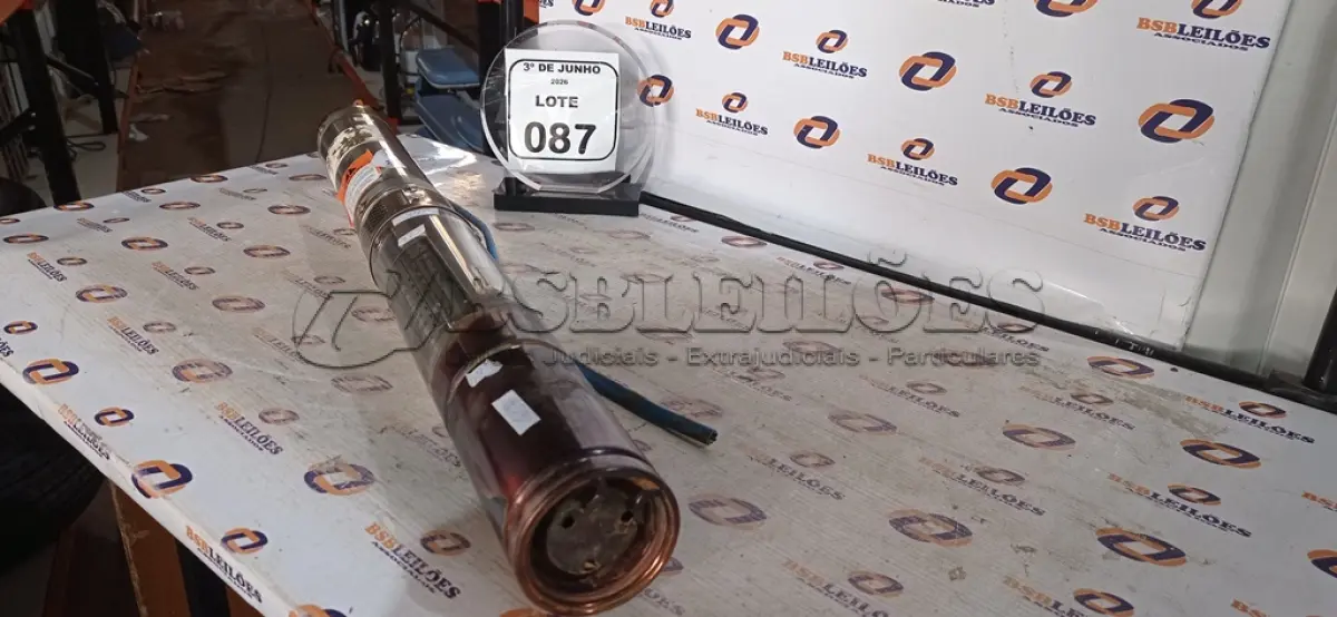 LOTE 087 - 01 BOMBA SUBMERSA BIVOLT 60HZ MODELO 35G-JD2-06 MARCA LUKMA. (NO ESTADO) ATENÇÃO! FAZER A VISITAÇÃO ANTES DE ARREMATAR, NÃO SABEMOS SE FUNCIONA, LEILÃO NÃO TEM GARANTIA E NEM DEVOLUÇÃO, SUJEITO A POSSÍVEIS AVARIAS VISÍVEIS/OCULTAS E/OU AUSÊNCIA DE COMPONENTES.