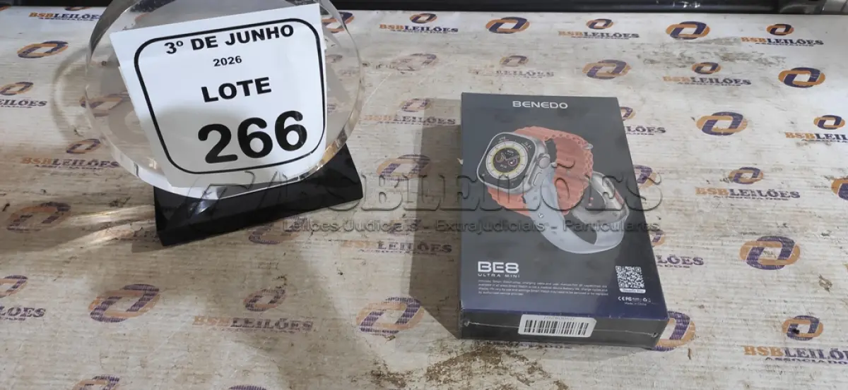 LOTE 266 - 01 SMART WATCH MODELO BE8 ULTRA MINI MARCA BENEDO. (NO ESTADO) ATENÇÃO! FAZER A VISITAÇÃO ANTES DE ARREMATAR, NÃO SABEMOS SE FUNCIONA, LEILÃO NÃO TEM GARANTIA E NEM DEVOLUÇÃO, SUJEITO A POSSÍVEIS AVARIAS VISÍVEIS/OCULTAS E/OU AUSÊNCIA DE COMPONENTES.