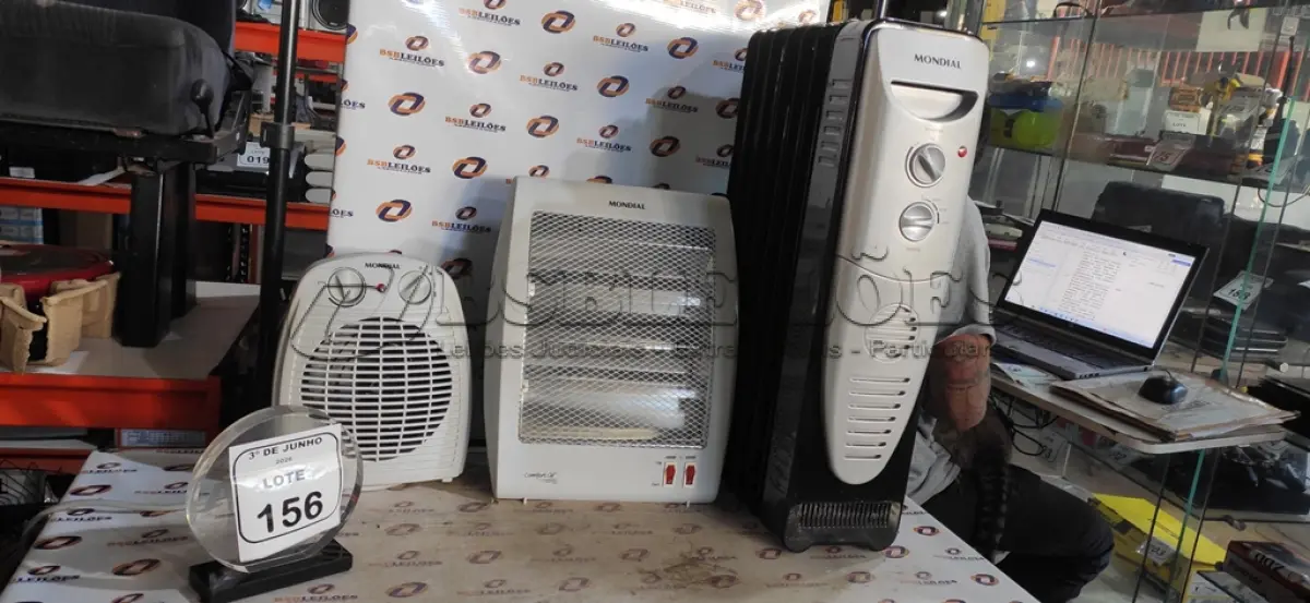 LOTE 156 - 03 AQUECEDORES DE MODELOS DIVERSOS MARCA MONDIAL. (NO ESTADO) ATENÇÃO! FAZER A VISITAÇÃO ANTES DE ARREMATAR, NÃO SABEMOS SE FUNCIONA, LEILÃO NÃO TEM GARANTIA E NEM DEVOLUÇÃO, SUJEITO A POSSÍVEIS AVARIAS VISÍVEIS/OCULTAS E/OU AUSÊNCIA DE COMPONENTES.