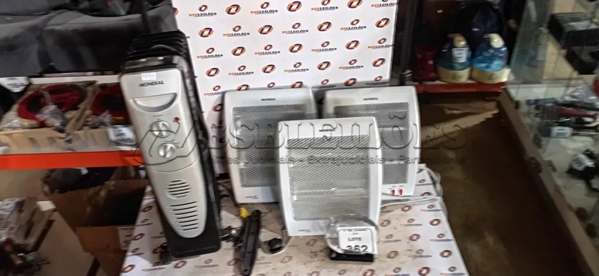 LOTE 362 - 04 AQUECEDORES DE MODELOS DIVERSOS MARCA MONDIAL. (NO ESTADO) ATENÇÃO! FAZER A VISITAÇÃO ANTES DE ARREMATAR, NÃO SABEMOS SE FUNCIONA, LEILÃO NÃO TEM GARANTIA E NEM DEVOLUÇÃO, SUJEITO A POSSÍVEIS AVARIAS VISÍVEIS/OCULTAS E/OU AUSÊNCIA DE COMPONENTES.