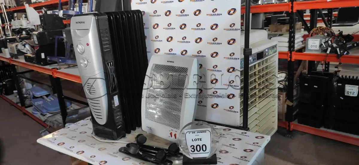 LOTE 300 - 02 AQUECEDORES220V MARCA MONDIAL. (NO ESTADO) ATENÇÃO! FAZER A VISITAÇÃO ANTES DE ARREMATAR, NÃO SABEMOS SE FUNCIONA, LEILÃO NÃO TEM GARANTIA E NEM DEVOLUÇÃO, SUJEITO A POSSÍVEIS AVARIAS VISÍVEIS/OCULTAS E/OU AUSÊNCIA DE COMPONENTES.