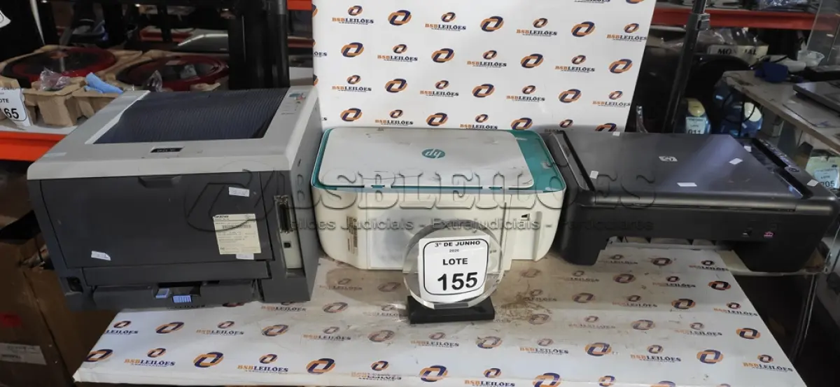 LOTE 155 - 03 IMPRESSORAS DE MARCAS E MODELOS DIVERSOS. (NO ESTADO) ATENÇÃO! FAZER A VISITAÇÃO ANTES DE ARREMATAR, NÃO SABEMOS SE FUNCIONA, LEILÃO NÃO TEM GARANTIA E NEM DEVOLUÇÃO, SUJEITO A POSSÍVEIS AVARIAS VISÍVEIS/OCULTAS E/OU AUSÊNCIA DE COMPONENTES.