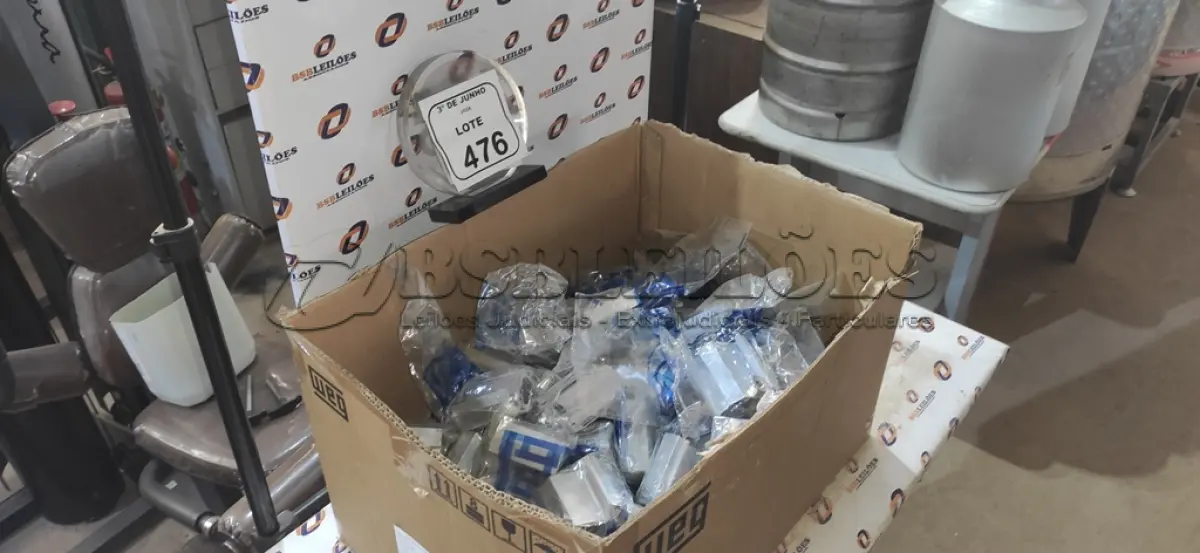 LOTE 476 - 01 CAIXA COM SUPORTES PARA MICRO INVERSOR WEG METÁLICO. (NO ESTADO) ATENÇÃO! FAZER A VISITAÇÃO ANTES DE ARREMATAR, NÃO SABEMOS SE FUNCIONA, LEILÃO NÃO TEM GARANTIA E NEM DEVOLUÇÃO, SUJEITO A POSSÍVEIS AVARIAS VISÍVEIS/OCULTAS E/OU AUSÊNCIA DE COMPONENTES.