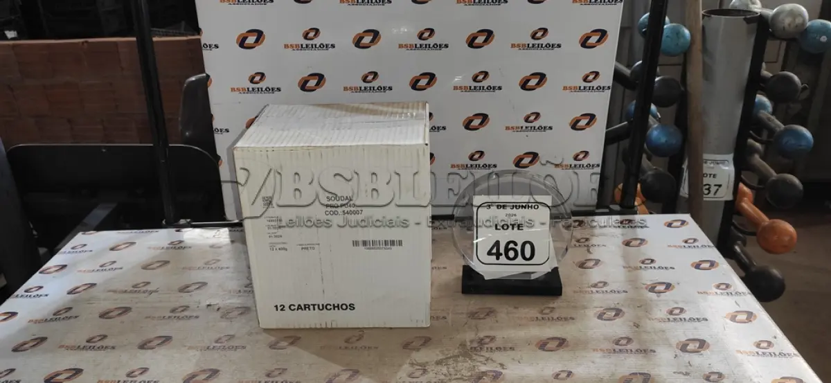 LOTE 460 - 01 CAIXA COM 12 PU 40 ADESIVO/SELANTES DE 230ML MARCA PRO. (NO ESTADO) ATENÇÃO! FAZER A VISITAÇÃO ANTES DE ARREMATAR, NÃO SABEMOS SE FUNCIONA, LEILÃO NÃO TEM GARANTIA E NEM DEVOLUÇÃO, SUJEITO A POSSÍVEIS AVARIAS VISÍVEIS/OCULTAS E/OU AUSÊNCIA DE COMPONENTES.