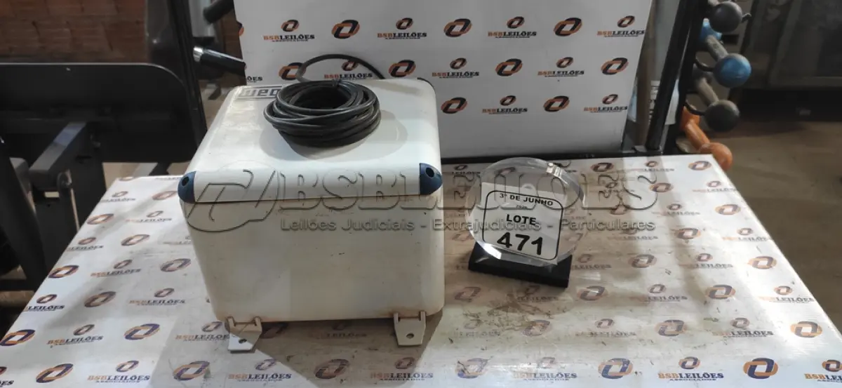 LOTE 471 - 01 QUADRO ELÉTRICO MARCA WEG. (NO ESTADO) ATENÇÃO! FAZER A VISITAÇÃO ANTES DE ARREMATAR, NÃO SABEMOS SE FUNCIONA, LEILÃO NÃO TEM GARANTIA E NEM DEVOLUÇÃO, SUJEITO A POSSÍVEIS AVARIAS VISÍVEIS/OCULTAS E/OU AUSÊNCIA DE COMPONENTES.