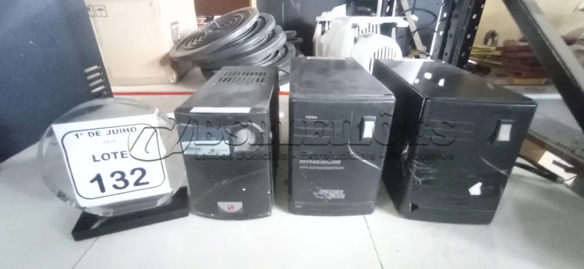 LOTE 132 - 03 ESTABILIZADORES DE MARCAS E MODELOS DIVERSOS. (NO ESTADO) ATENÇÃO! FAZER A VISITAÇÃO ANTES DE ARREMATAR, NÃO SABEMOS SE FUNCIONA, LEILÃO NÃO TEM GARANTIA E NEM DEVOLUÇÃO, SUJEITO A POSSÍVEIS AVARIAS VISÍVEIS/OCULTAS E/OU AUSÊNCIA DE COMPONENTES.