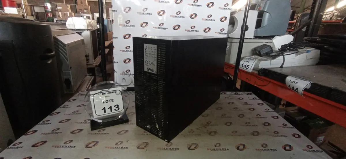 LOTE 113 - 01 NOBREAK DE 1684VA MARCA SMS. (NO ESTADO) ATENÇÃO! FAZER A VISITAÇÃO ANTES DE ARREMATAR, NÃO SABEMOS SE FUNCIONA, LEILÃO NÃO TEM GARANTIA E NEM DEVOLUÇÃO, SUJEITO A POSSÍVEIS AVARIAS VISÍVEIS/OCULTAS E/OU AUSÊNCIA DE COMPONENTES.