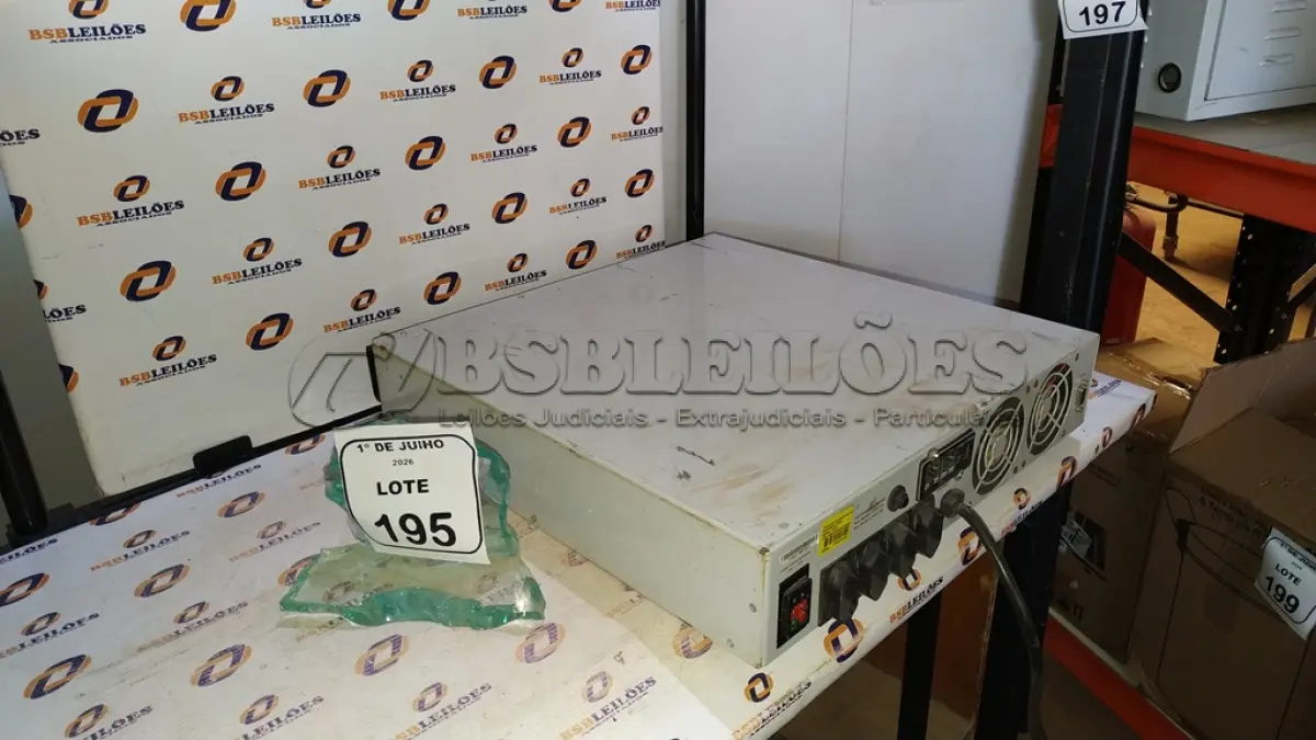 LOTE 195 - 01 NOBREAK MARCA MICROSOL. (NO ESTADO) ATENÇÃO! FAZER A VISITAÇÃO ANTES DE ARREMATAR, NÃO SABEMOS SE FUNCIONA, LEILÃO NÃO TEM GARANTIA E NEM DEVOLUÇÃO, SUJEITO A POSSÍVEIS AVARIAS VISÍVEIS/OCULTAS E/OU AUSÊNCIA DE COMPONENTES.