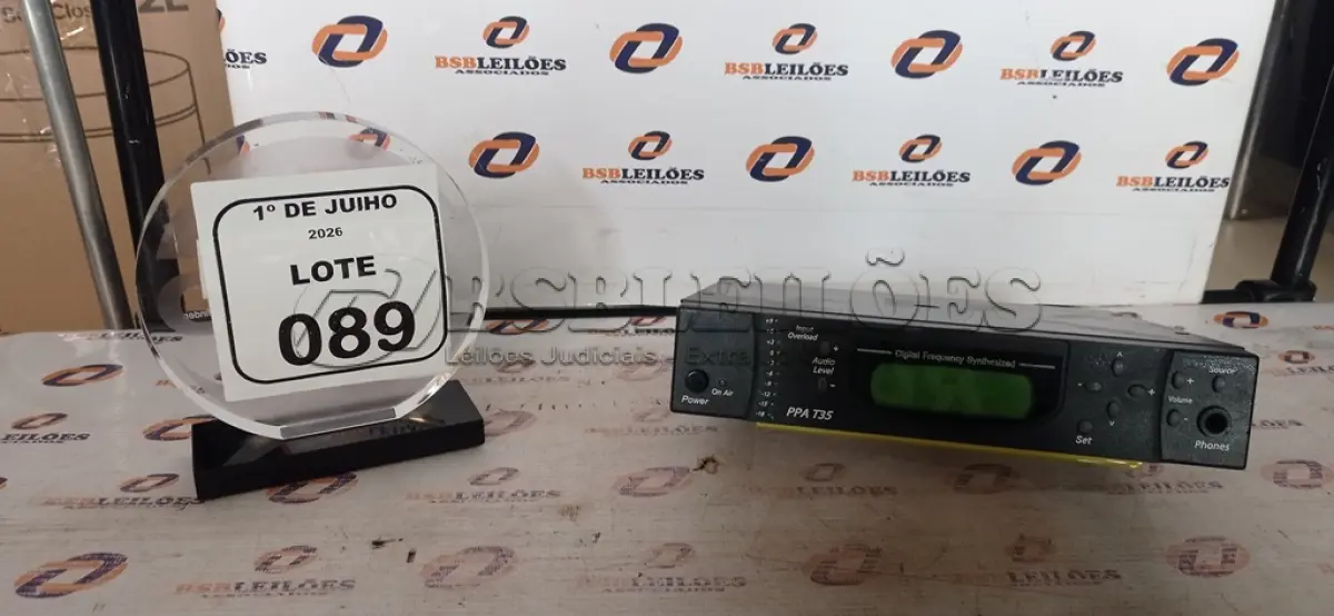 LOTE 089 - 01 TRANSMISSOR DE PA PESSOAL MODELO T35 MARCA WILLIAMS SOUND. (NO ESTADO) ATENÇÃO! FAZER A VISITAÇÃO ANTES DE ARREMATAR, NÃO SABEMOS SE FUNCIONA, LEILÃO NÃO TEM GARANTIA E NEM DEVOLUÇÃO, SUJEITO A POSSÍVEIS AVARIAS VISÍVEIS/OCULTAS E/OU AUSÊNCIA DE COMPONENTES.