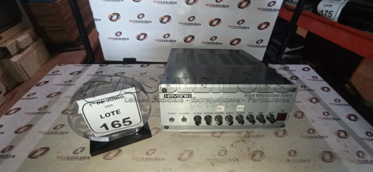 LOTE 165 - 01 AMPLIFICADOR MIXER ESTÉREO MARCA HAYONIK. (NO ESTADO) ATENÇÃO! FAZER A VISITAÇÃO ANTES DE ARREMATAR, NÃO SABEMOS SE FUNCIONA, LEILÃO NÃO TEM GARANTIA E NEM DEVOLUÇÃO, SUJEITO A POSSÍVEIS AVARIAS VISÍVEIS/OCULTAS E/OU AUSÊNCIA DE COMPONENTES.