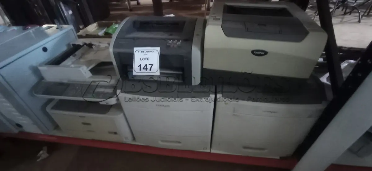 LOTE 147 - 05 IMPRESSORAS DE MARCAS E MODELOS DIVERSOS. (NO ESTADO) ATENÇÃO! FAZER A VISITAÇÃO ANTES DE ARREMATAR, NÃO SABEMOS SE FUNCIONA, LEILÃO NÃO TEM GARANTIA E NEM DEVOLUÇÃO, SUJEITO A POSSÍVEIS AVARIAS VISÍVEIS/OCULTAS E/OU AUSÊNCIA DE COMPONENTES.