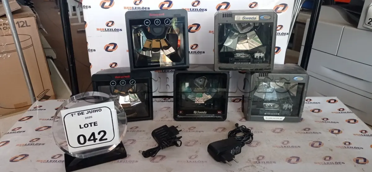 LOTE 042 - 05 LEITORAS DE CÓDIGO DE BARRAS MARCAS HONEYWELL SEM FONTE. (NO ESTADO) ATENÇÃO! FAZER A VISITAÇÃO ANTES DE ARREMATAR, NÃO SABEMOS SE FUNCIONA, LEILÃO NÃO TEM GARANTIA E NEM DEVOLUÇÃO, SUJEITO A POSSÍVEIS AVARIAS VISÍVEIS/OCULTAS E/OU AUSÊNCIA DE COMPONENTES.