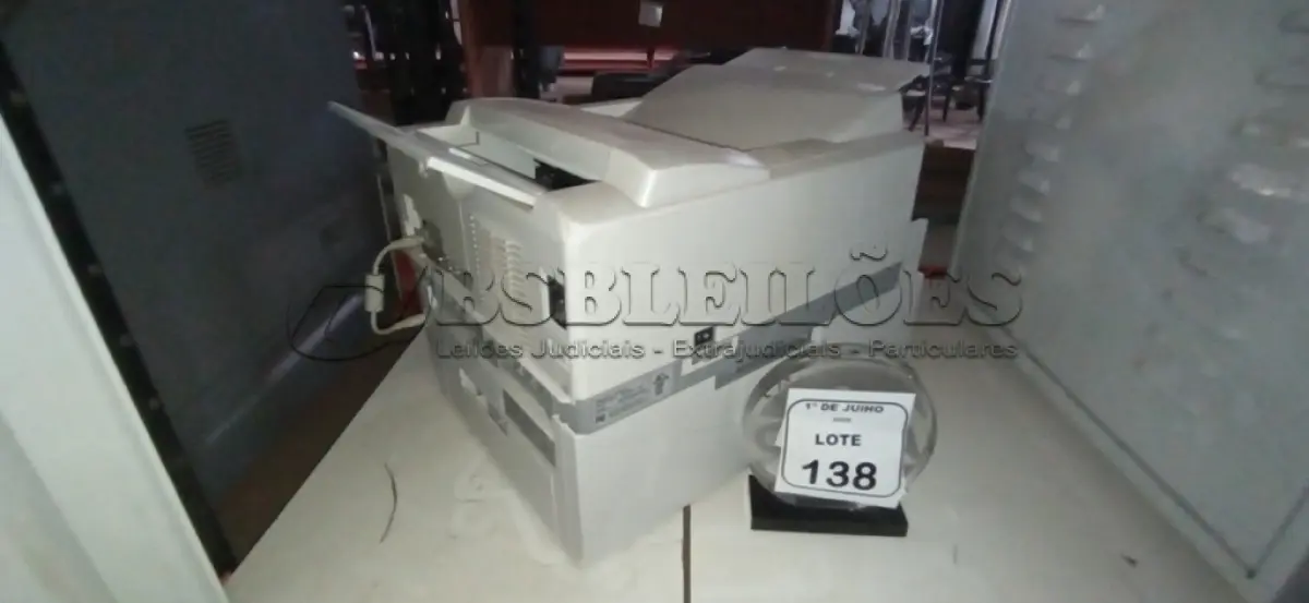 LOTE 138 - 01 IMPRESSORA MODELO B4600 MARCA OKI. (NO ESTADO) ATENÇÃO! FAZER A VISITAÇÃO ANTES DE ARREMATAR, NÃO SABEMOS SE FUNCIONA, LEILÃO NÃO TEM GARANTIA E NEM DEVOLUÇÃO, SUJEITO A POSSÍVEIS AVARIAS VISÍVEIS/OCULTAS E/OU AUSÊNCIA DE COMPONENTES.