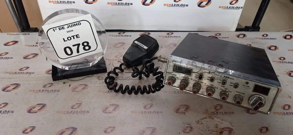 LOTE 078 - 01 RÁDIO TRANSCEPTOR MODELO 148GTI MARCA COBRA. (NO ESTADO) ATENÇÃO! FAZER A VISITAÇÃO ANTES DE ARREMATAR, NÃO SABEMOS SE FUNCIONA, LEILÃO NÃO TEM GARANTIA E NEM DEVOLUÇÃO, SUJEITO A POSSÍVEIS AVARIAS VISÍVEIS/OCULTAS E/OU AUSÊNCIA DE COMPONENTES.