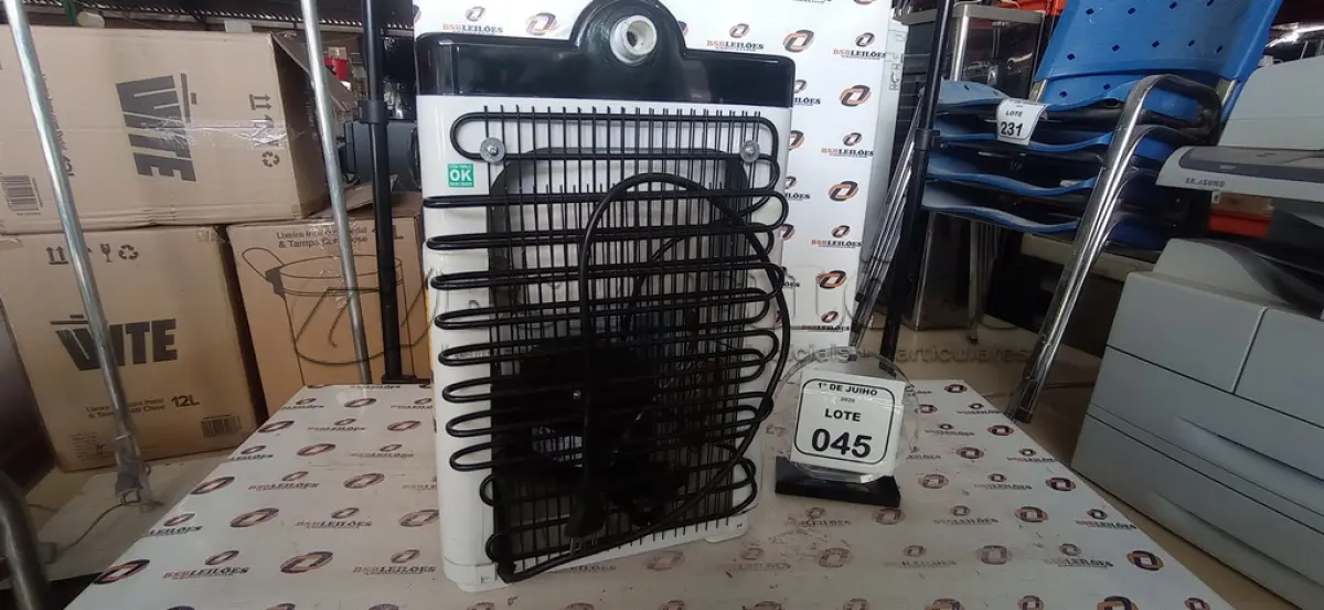 LOTE 045 - 01 PURIFICADOR DE ÁGUA 220V MARCA ELGIN. (NO ESTADO) ATENÇÃO! FAZER A VISITAÇÃO ANTES DE ARREMATAR, NÃO SABEMOS SE FUNCIONA, LEILÃO NÃO TEM GARANTIA E NEM DEVOLUÇÃO, SUJEITO A POSSÍVEIS AVARIAS VISÍVEIS/OCULTAS E/OU AUSÊNCIA DE COMPONENTES.