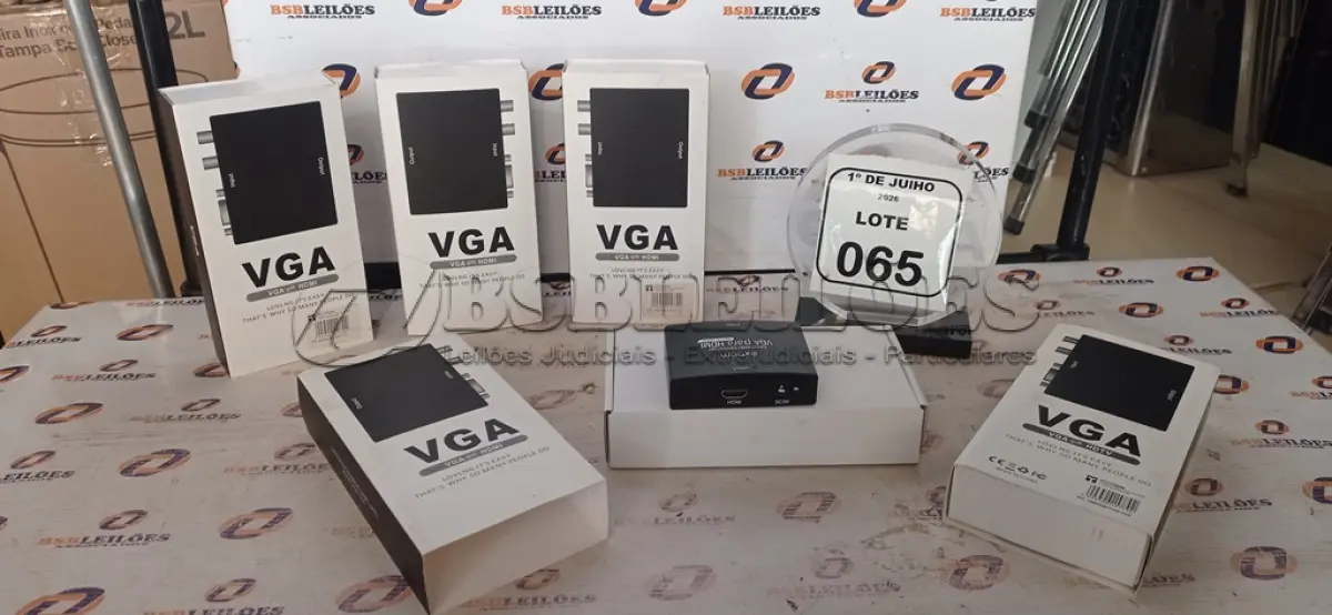LOTE 065 - 05 ADAPTADORES CONVERSOR VGA PARA HDM. (NO ESTADO) ATENÇÃO! FAZER A VISITAÇÃO ANTES DE ARREMATAR, NÃO SABEMOS SE FUNCIONA, LEILÃO NÃO TEM GARANTIA E NEM DEVOLUÇÃO, SUJEITO A POSSÍVEIS AVARIAS VISÍVEIS/OCULTAS E/OU AUSÊNCIA DE COMPONENTES.